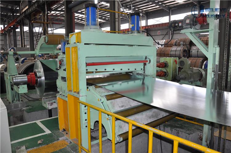 Coil entry crop shear