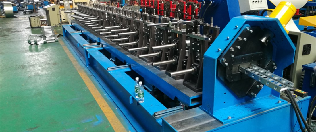 Requisitos da máquina de perfilagem de rolos