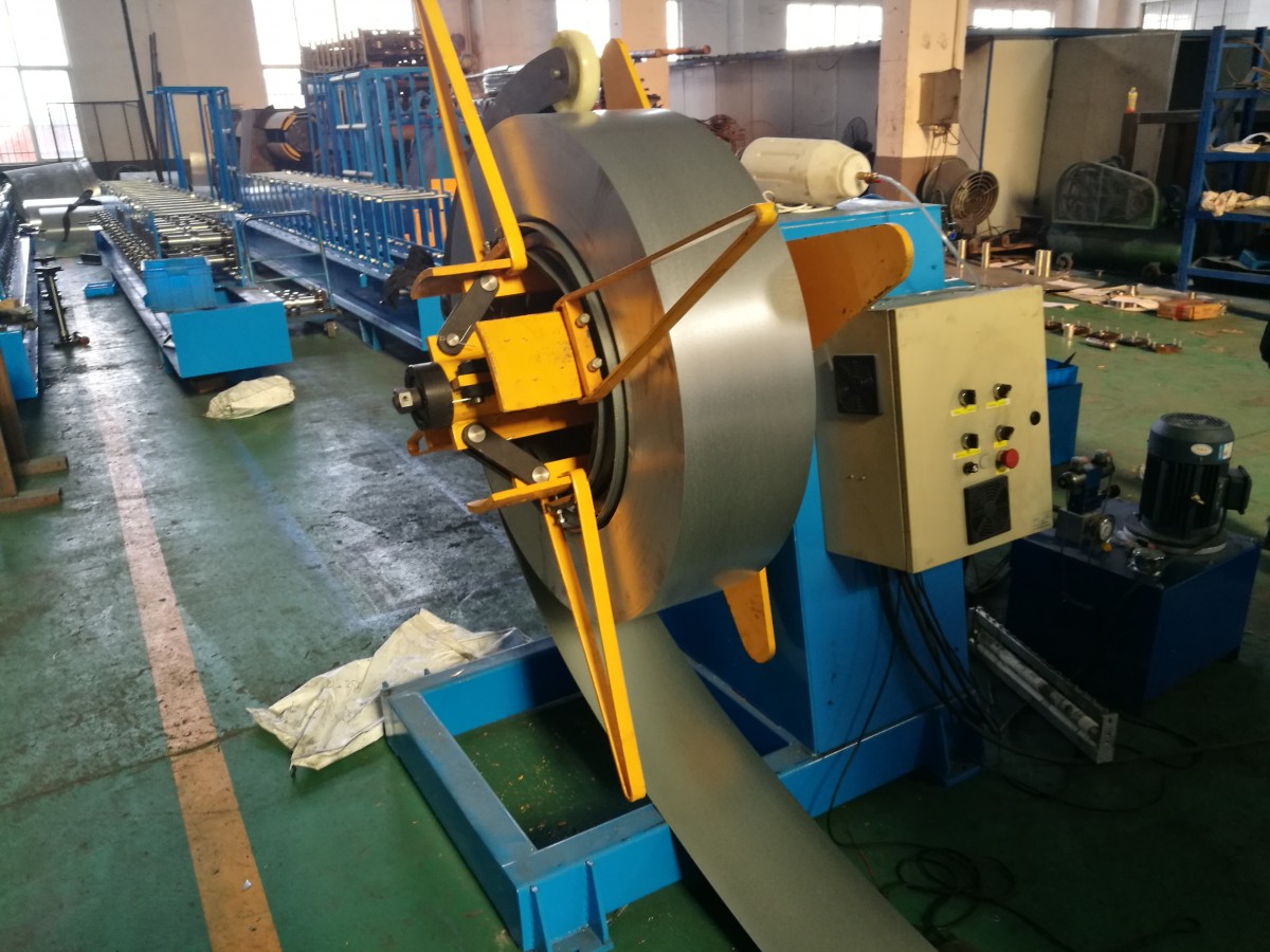 Desbobinador de máquina de bandeja de cabos