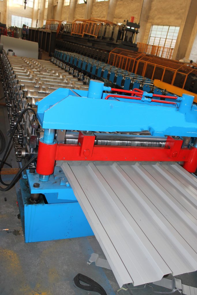 metal roof machine