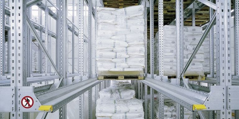 стеллажи для поддонов с приводом