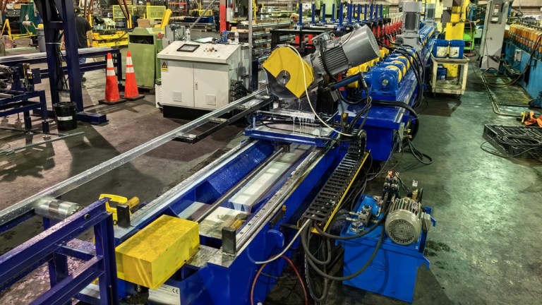 تكلفة آلة تشكيل اللفة