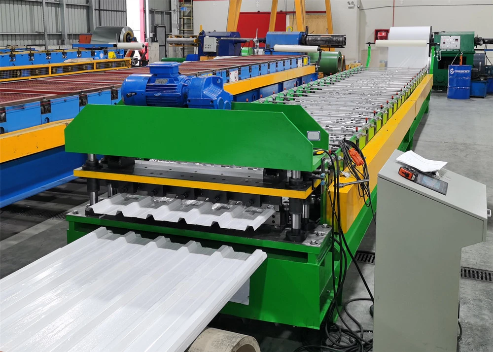 Профилегибочная машина для производства трапециевидных ребристых кровель и облицовки стен Spandeck