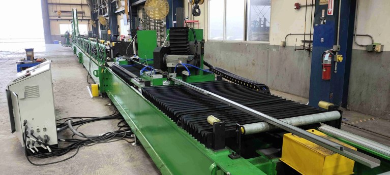 Complete automated PV mounting structure machine production line with 5G remote diagnostic PLC and cassette changeover system.